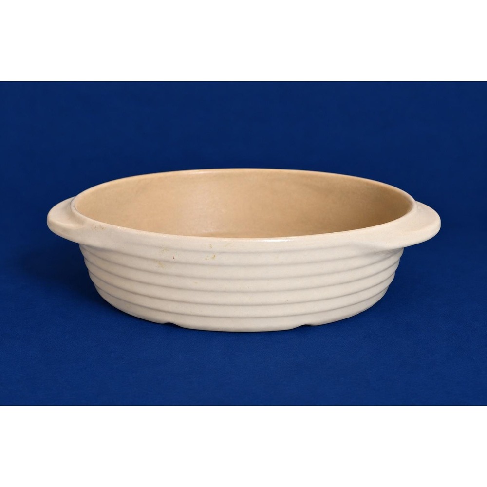 Pampered Chef Family Heritage Stoneware 8" Oval Casserole Baking Dish, Vanilla